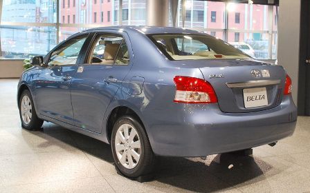 Yaris 13